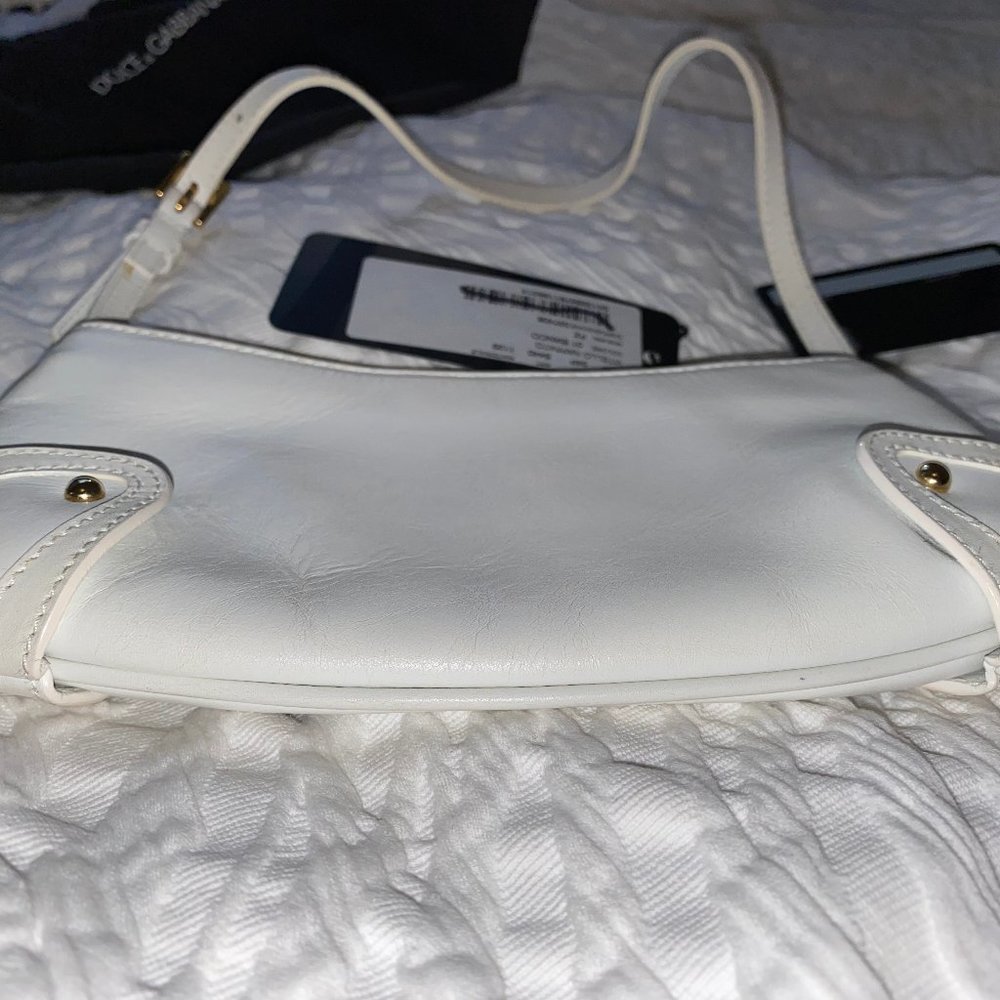 DOLCE & GABBANA white leather mini shoulder bag - Picture 11 of 14